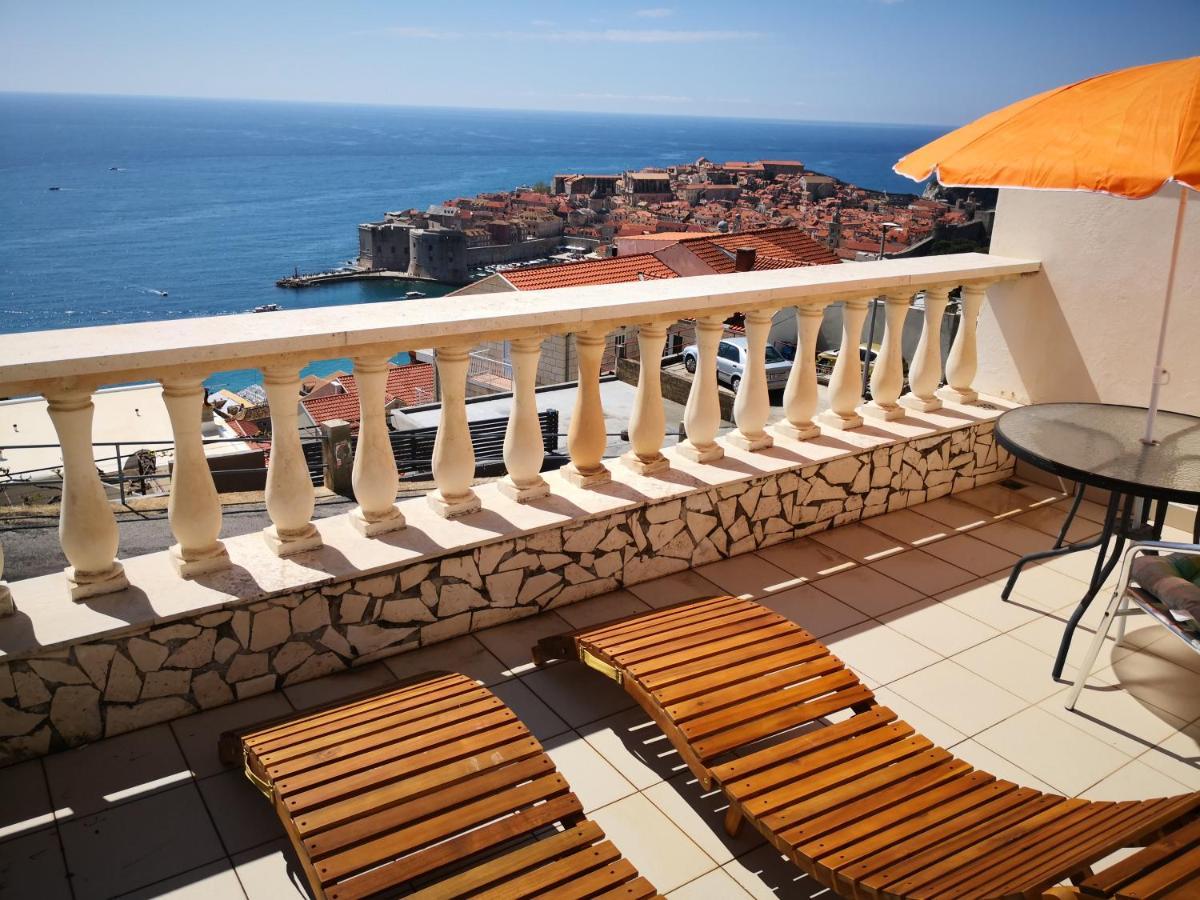 Panoramic Sea And Old Town View Apartment